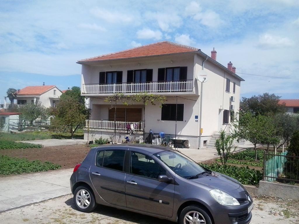 Pave Apartment Бетина Екстер'єр фото